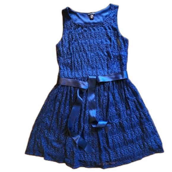Blue Lace Junior's Sleeveless Summer Sundress with Ribbon Belt Size M - Picture 1 of 7